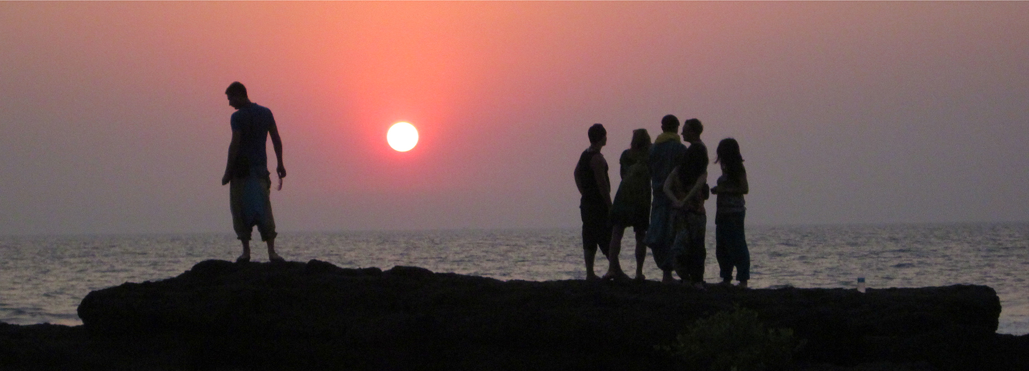 Silhouetten bij zonsondergang